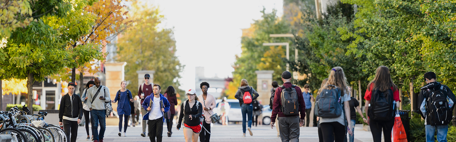 Students on East Campus Mall