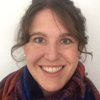 Claire Barrett Bio Photo