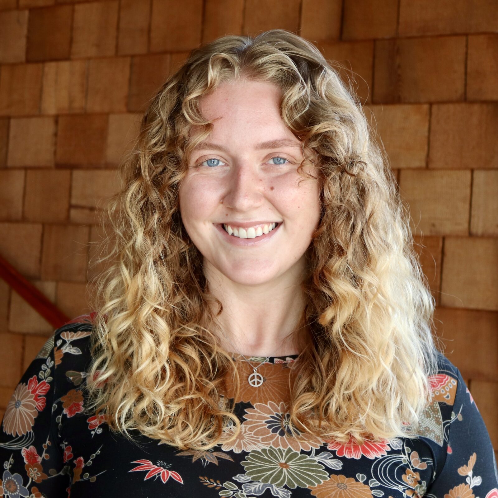 Portrait image of Hannah Thurau